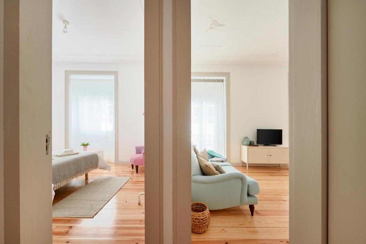 Sunny Apartment With Balcony! Lisboa Ngoại thất bức ảnh